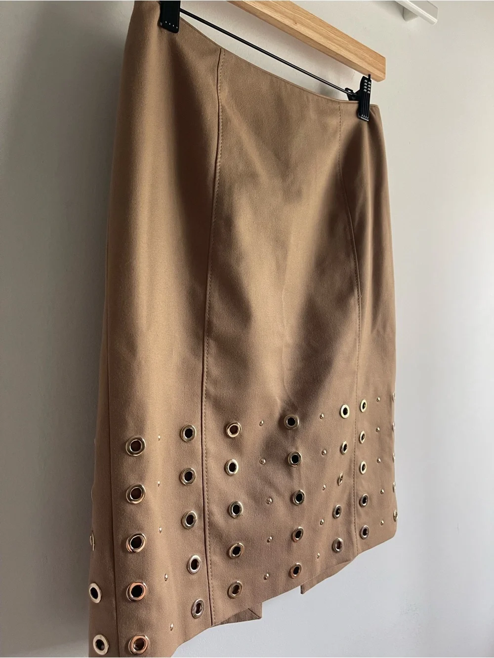 White House Black Market Camel Tan Pencil Skirt w/ Gold Hardware Career Classic